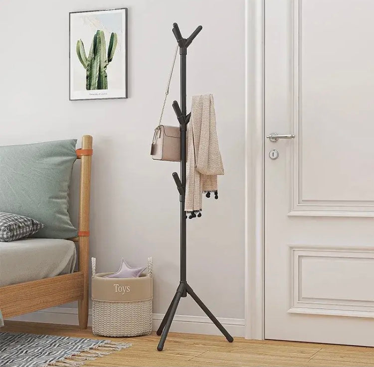 Creative Bag And Scarf Holder, Indoor Clothes Organizer, Clothing Rack For Living Room Creative Bag And Scarf Holder, Indoor Clothes Organizer, Clothing Rack For Living Room